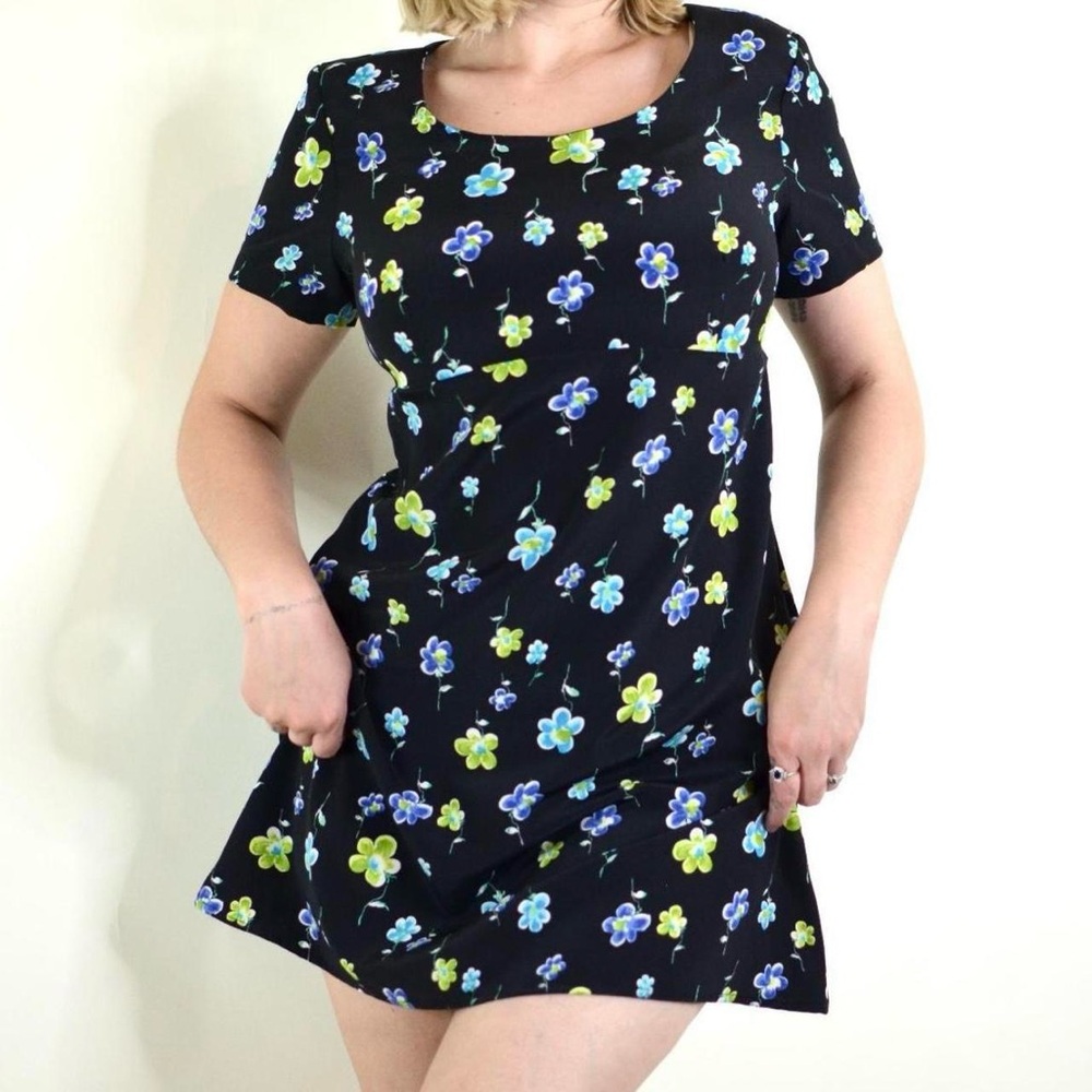 90s Black, Blue, and Green Floral Short Sleeve Mini Babydoll Dress